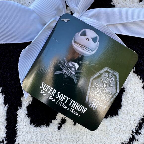 Disney Jack Skellington Plush Throw Blanket 50"x70" Plush 30th Anniversary NWT - Picture 9 of 15